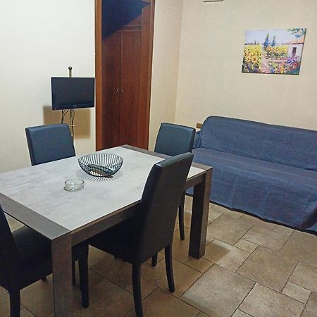Palmariggi B&B Di Angela Scotellaro מראה חיצוני תמונה