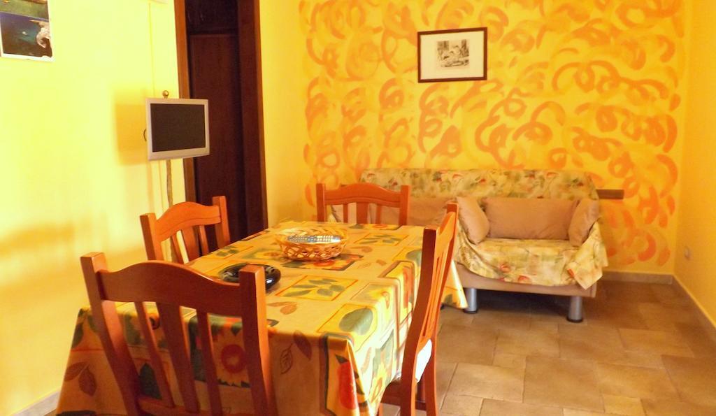 Palmariggi B&B Di Angela Scotellaro חדר תמונה
